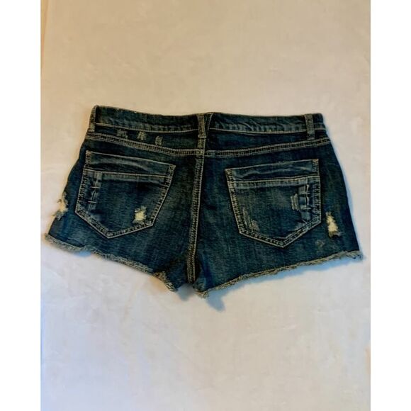 VTG y2k Mudd 2000s Denim Jean Shorts Boho Cochet Floral Festival Fringe 13 Low - Picture 9 of 11